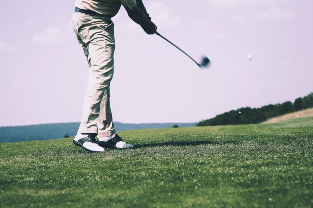 Man playing golf in Gulmarg Kashmir